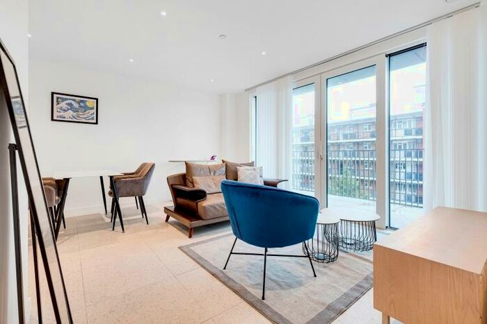 2 Bedroom Apartment To Rent In Sidney Street London, E1