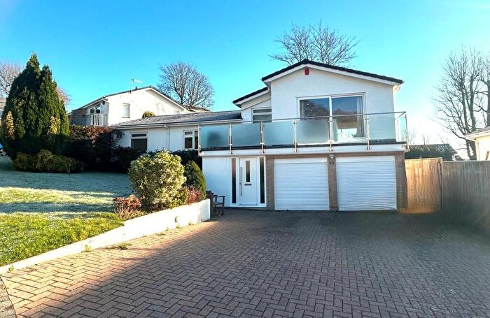 4 Bedroom Detached House To Rent In Burnett Road, Crownhill, Plymouth, PL6