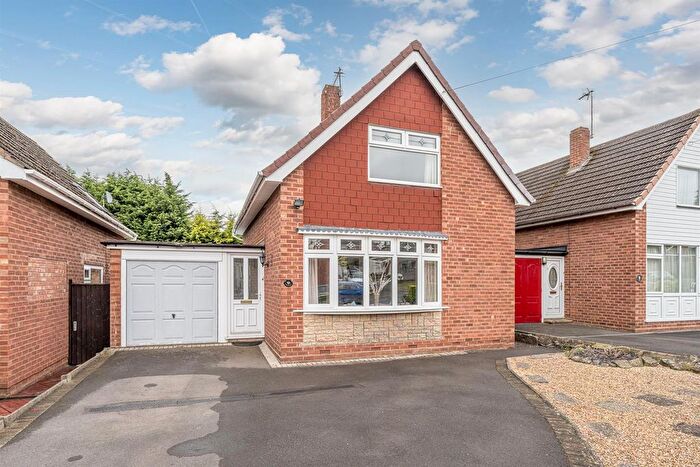 2 Bedroom Detached House For Sale In Mayfair Drive, Kingswinford, DY6