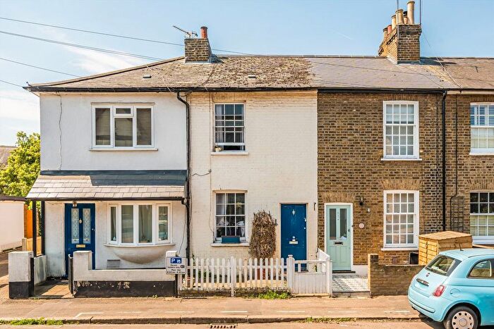 2 Bedroom Property To Rent In May Road, Twickenham, TW2