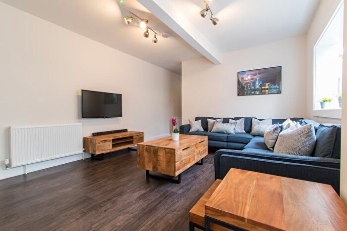 6 Bedroom Terraced House To Rent In Salisbury Road, Plymouth, PL4