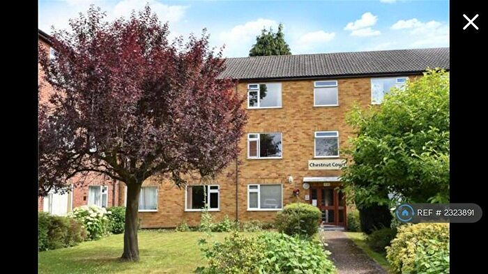 2 Bedroom Flat To Rent In Brackley Road, Kent, BR3