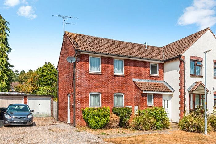 3 Bedroom Semi-Detached House For Sale In Goldsborough Close, Eastleaze, Swindon, SN5