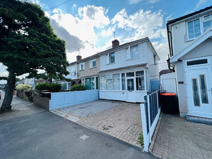 3 Bedroom End Terrace House For Sale In Acacia Road, Bedford, MK42