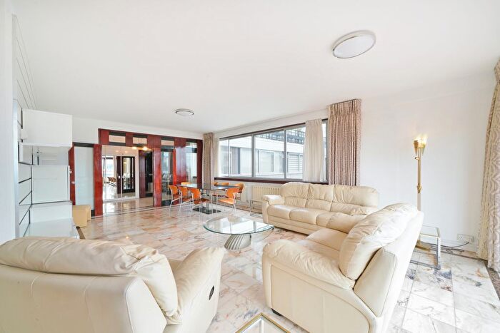 4 Bedroom Flat To Rent In London House, - Avenue Road, NW8