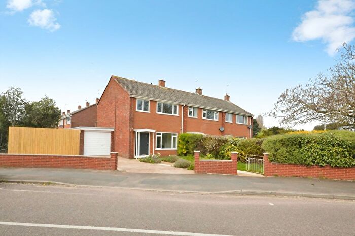 3 Bedroom End Of Terrace House For Sale In Hatherleigh Road, St Thomas, Exeter, Devon, EX2