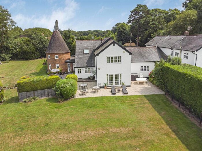 6 Bedroom House For Sale In Wrotham Road, South Street, Meopham, DA13