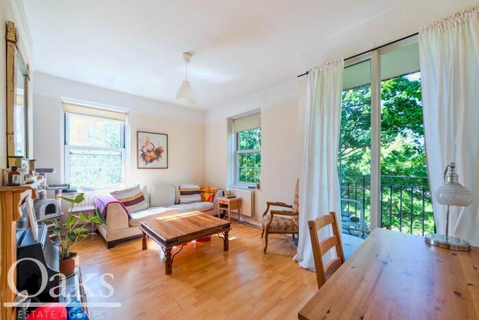 2 Bedroom Flat To Rent In Leigham Avenue, London SW16