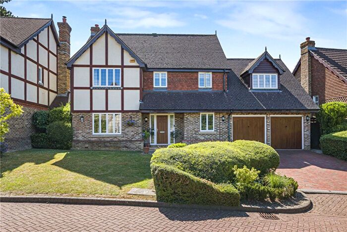5 Bedroom Detached House For Sale In Avonstowe Close, Locksbottom, Kent, BR6