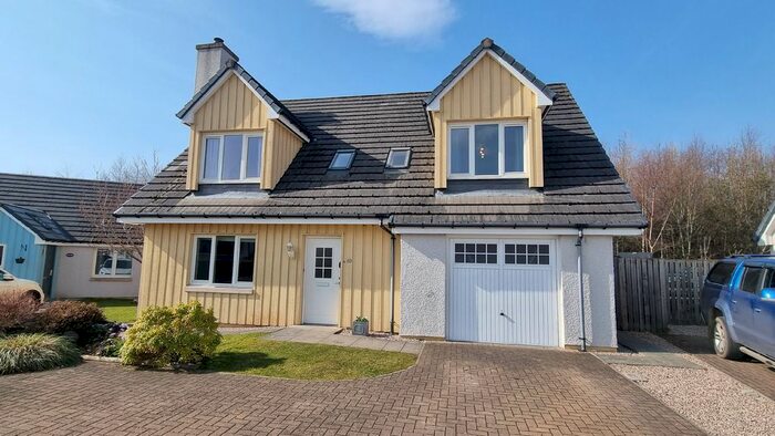 4 Bedroom Detached House For Sale In Paterson Road, Aviemore, PH21