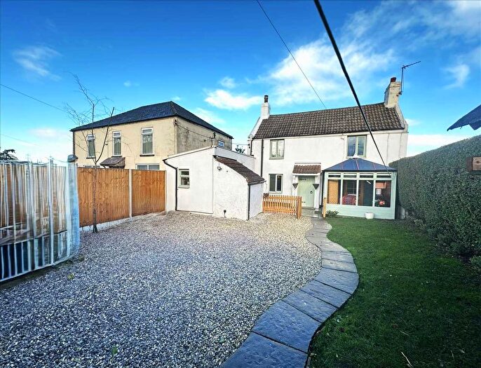 2 Bedroom Detached House For Sale In Chapel Lane, Scunthorpe, DN17