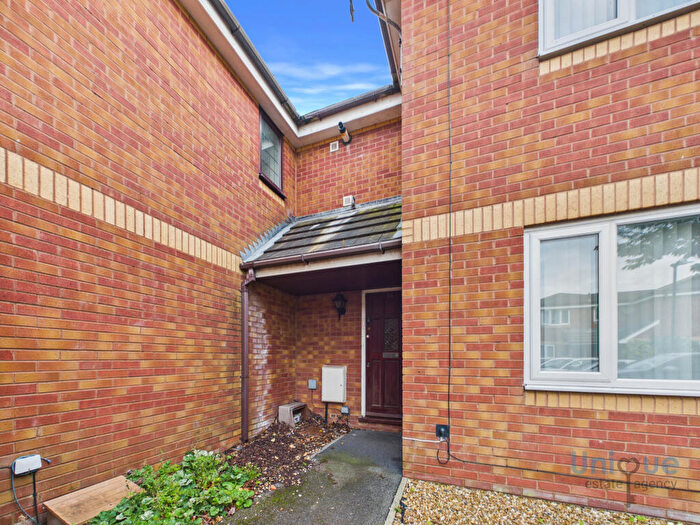 2 Bedroom Mews For Sale In Linden Mews, Lytham St. Annes, FY8