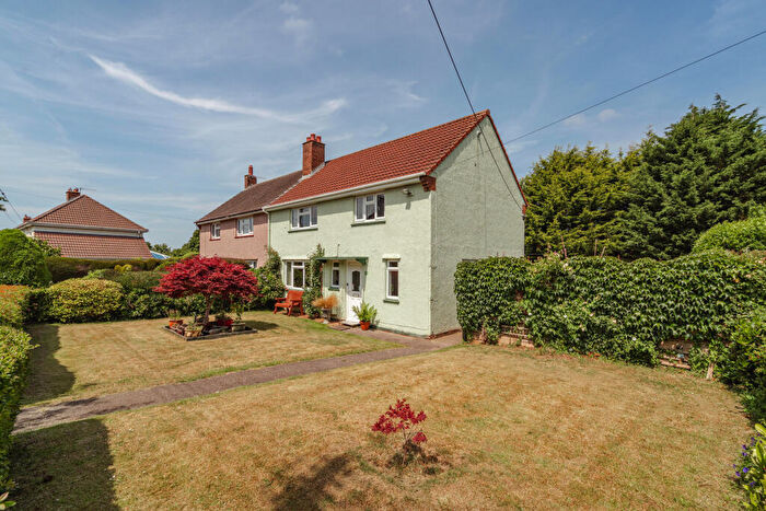 4 Bedroom Semi-Detached House For Sale In Sambourne Lane, Pill, Bristol, BS20