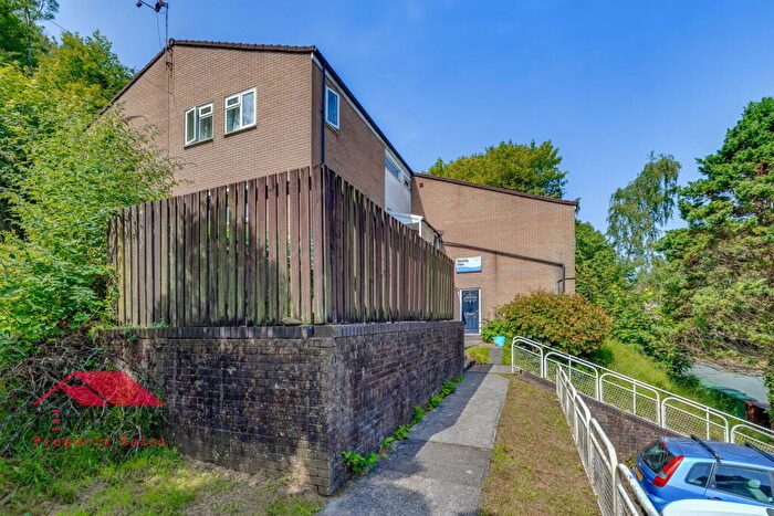 2 Bedroom Flat For Sale In Wyoming Close, Plymouth, PL3