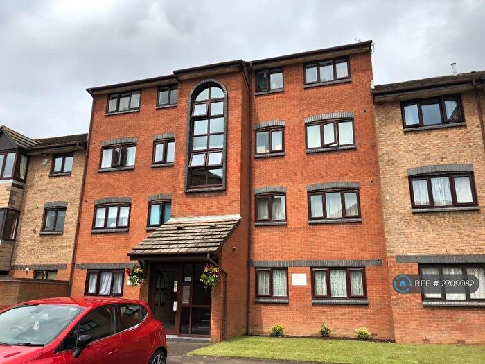 2 Bedroom Flat To Rent In St. Matthews Court, Gosport, PO12