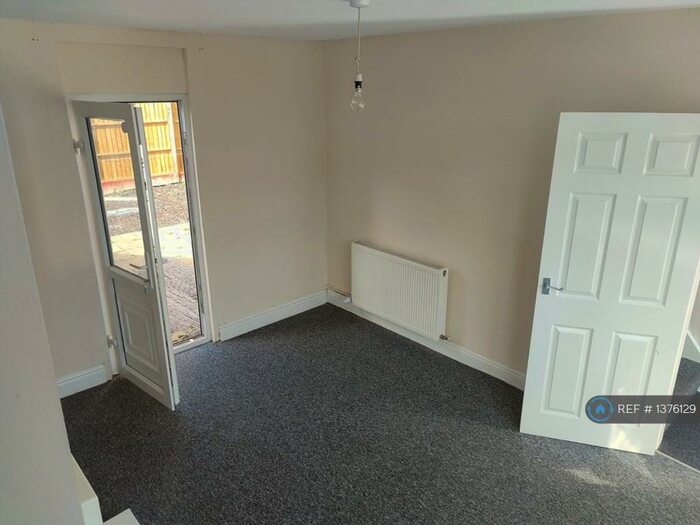 3 Bedroom Terraced House To Rent In Humber Road, Coventry, CV3