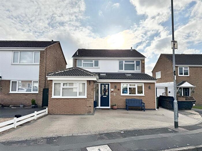 4 Bedroom Detached House For Sale In Weymouth Close, Wigston, LE18