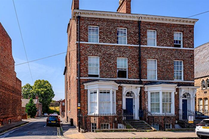 2 Bedroom Flat For Sale In - Priory Street, York, YO1