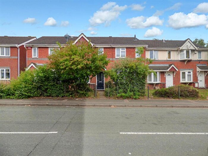 3 Bedroom Terraced House To Rent In Maple Rise, Amington, Tamworth, B77