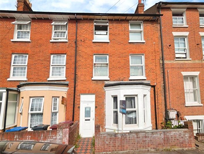 3 Bedroom Terraced House For Sale In Carey Street, Reading, Berkshire, RG1