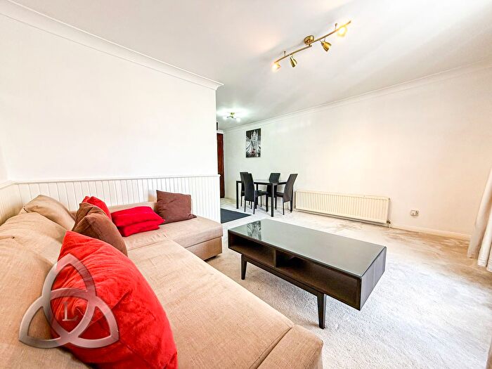 2 Bedroom Flat To Rent In Lanark Road, London, W9
