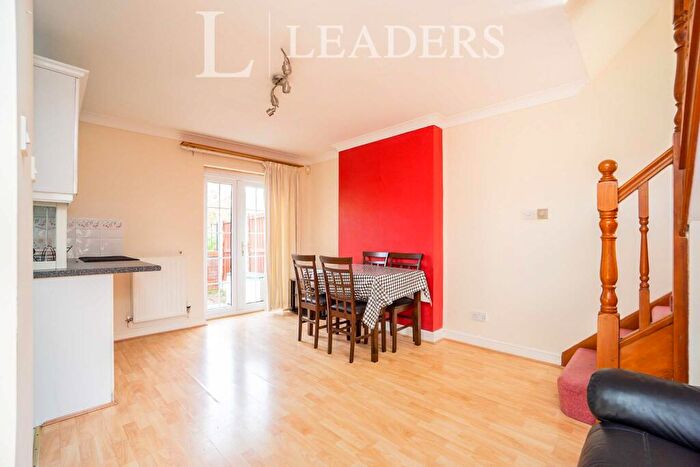 2 Bedroom End Of Terrace House To Rent In Heathcote Close, Chester, CH2