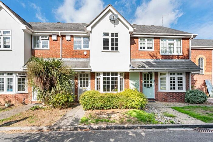 3 Bedroom Terraced House For Sale In Ravenswood Close, Cobham, Surrey, KT11