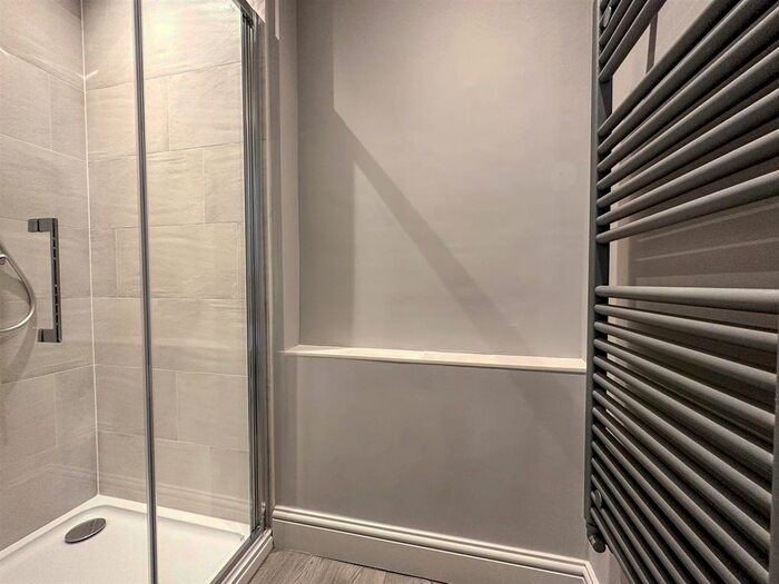 5 Bedroom Property To Rent In Portland Street, Cheltenham, GL52