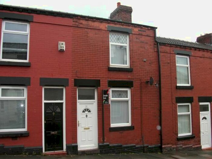 2 Bedroom Terraced House To Rent In Duncan Street, St Helens, Merseyside, WA10