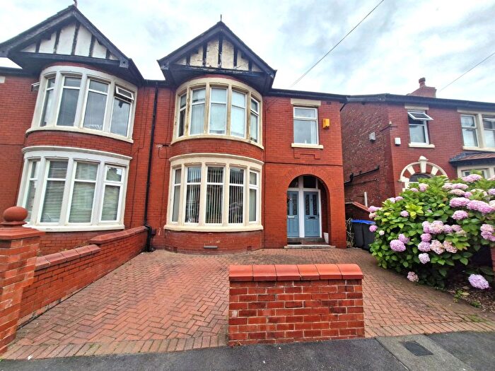 1 Bedroom Flat To Rent In Longton Road, Blackpool, FY1