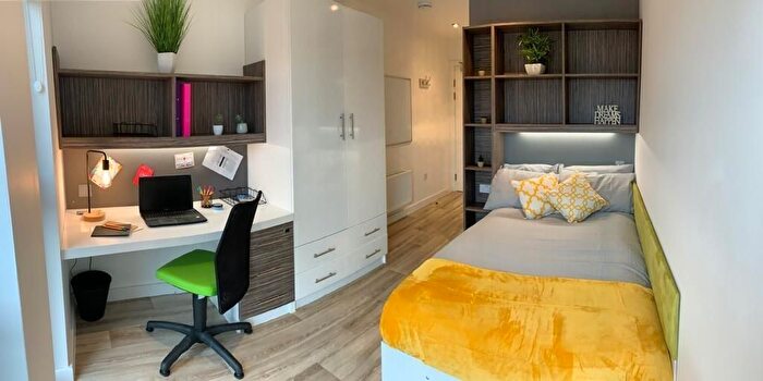 Studio To Rent In Blandford Square, Newcastle Upon Tyne, NE1