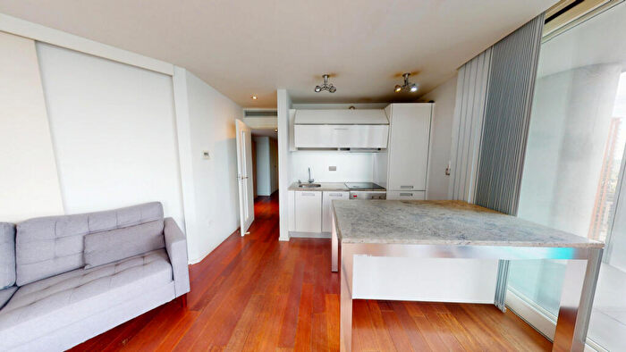 2 Bedroom Apartment To Rent In Beetham Tower, Birmingham, B1