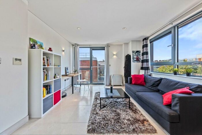 1 Bedroom Flat To Rent In Prince Of Wales Road London, NW5