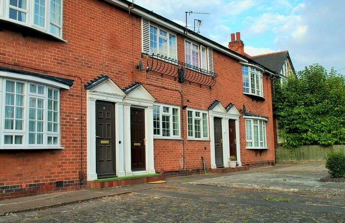 2 Bedroom Apartment To Rent In Wollaton Road, Wollaton, NG8