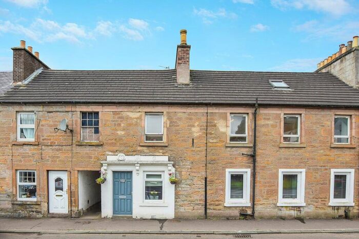 3 Bedroom Flat For Sale In Front Street, Braco, Dunblane, FK15