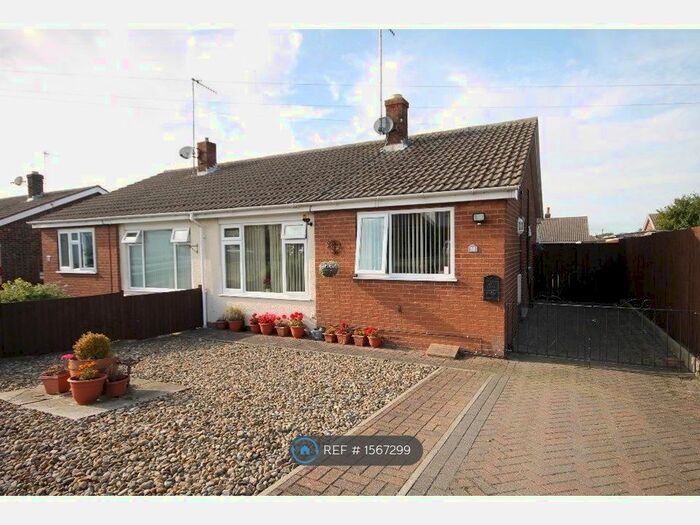 2 Bedroom Bungalow To Rent In Sands Lane, Hunmanby, Filey, YO14