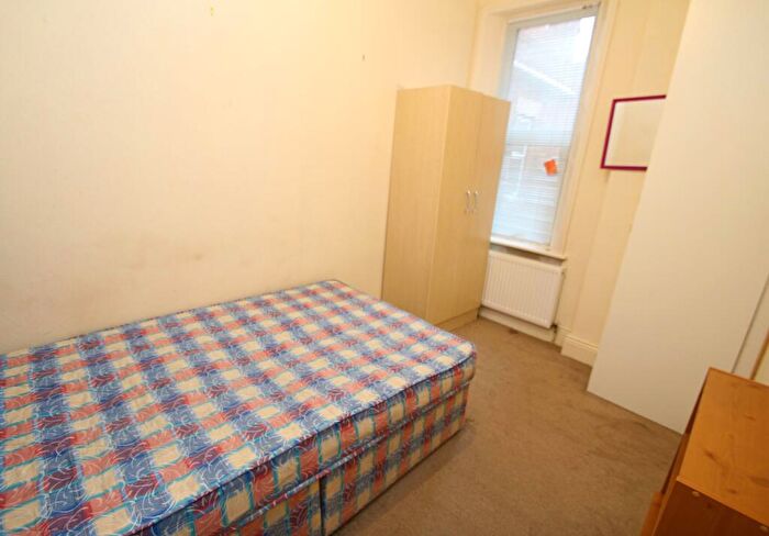 2 Bedroom Apartment To Rent In Ashleigh Grove, Jesmond, NE2