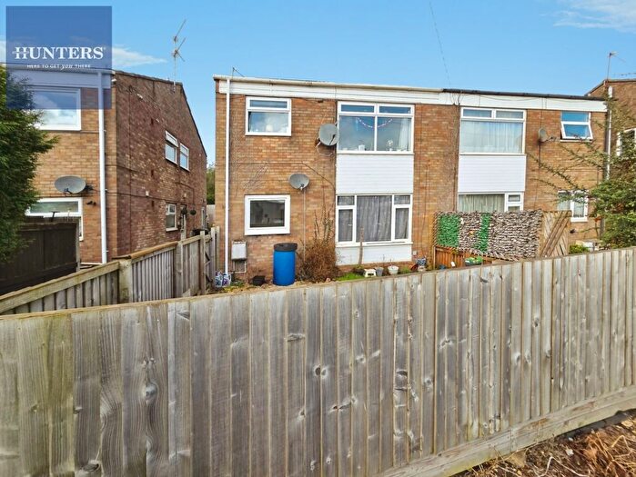 2 Bedroom Flat To Rent In Churchill Terrace, Barry, CF63