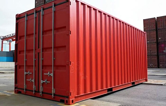Warehouse To Rent In Wisbech Road, Peterborough, Cambridgeshire, PE6
