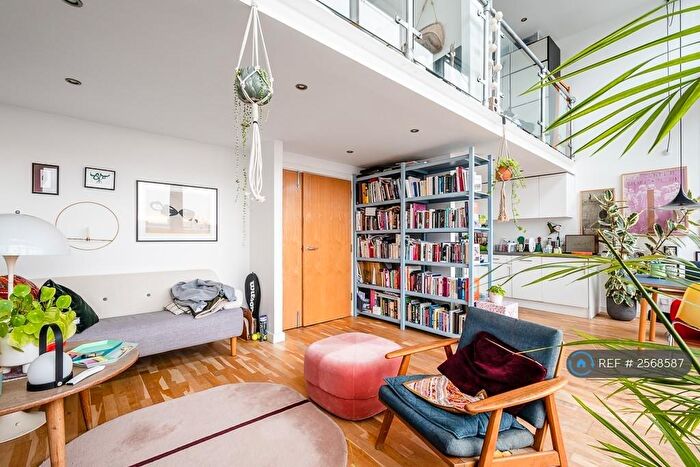 2 Bedroom Penthouse To Rent In King Edward's Road, London, E9