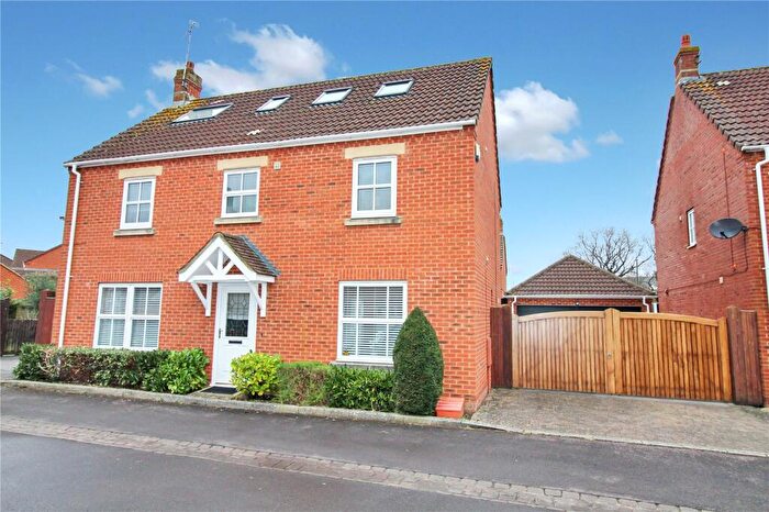 5 Bedroom Detached House For Sale In Ilkeston Road, Swindon, Wiltshire, SN25