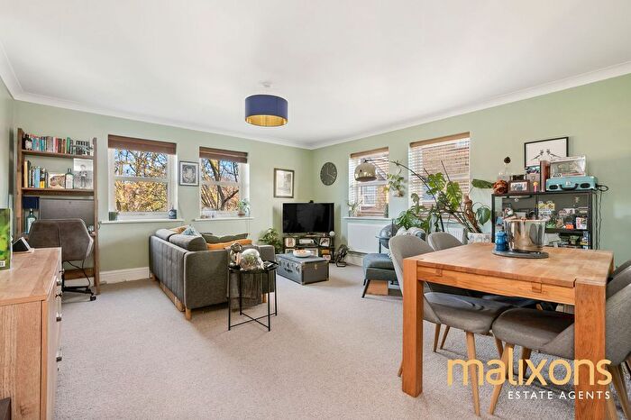 1 Bedroom Flat For Sale In Pinkerton Place, London, SW16