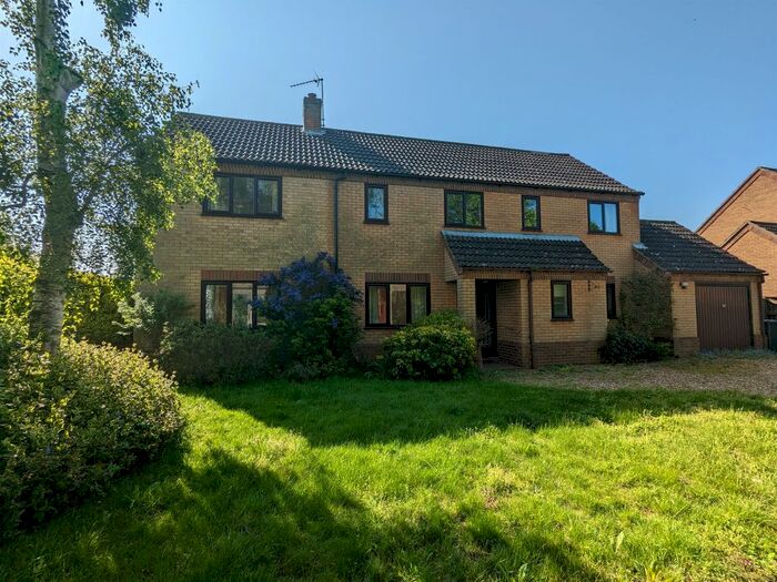 4 Bedroom Detached House For Sale In The Meadows, Drinkstone, Bury St. Edmunds, IP30
