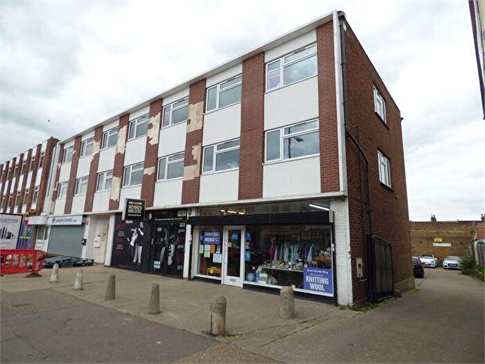 1 Bedroom Apartment To Rent In West Street, Westcliff On Sea, Westcliff On Sea, SS2