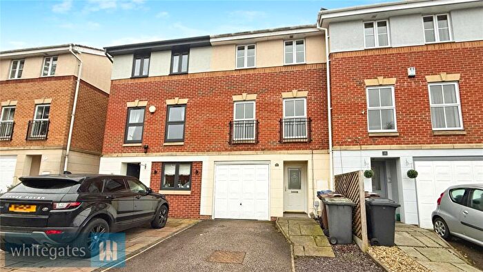 3 Bedroom Town House For Sale In Dayhouse Court, Redbrook, Barnsley, S75