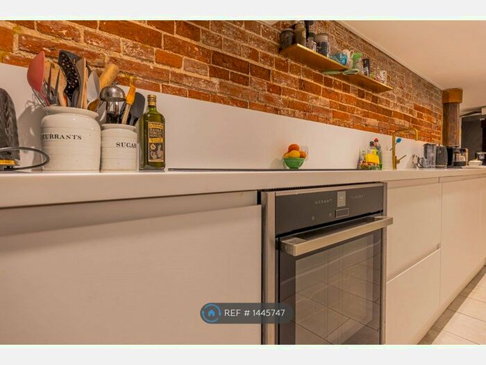 1 Bedroom Flat To Rent In Clayton House, Great Dunmow, CM6