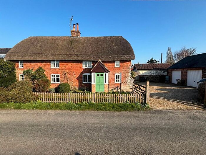 4 Bedroom Detached House For Sale In Coate, Devizes, SN10
