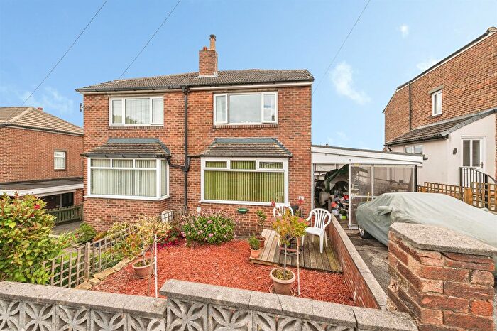 2 Bedroom Semi Detached House For Sale In Deyne Road, Netherton, Huddersfield, HD4