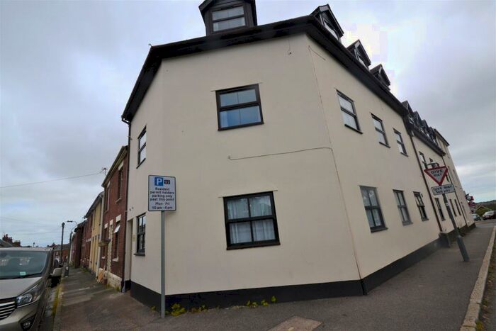 1 Bedroom Ground Flat To Rent In Shaul House, Alpha Street, Exeter, EX1