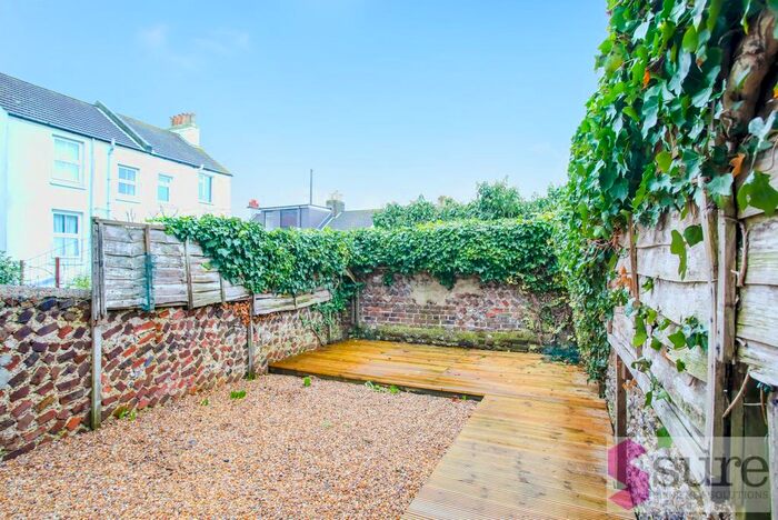 1 Bedroom Flat To Rent In Upper Lewes Road`, Brighton, East Sussex`, BN2